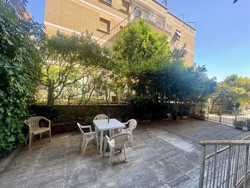 Trilocale in Via Legione Partica 19, Albano Laziale — foto 4 di 5