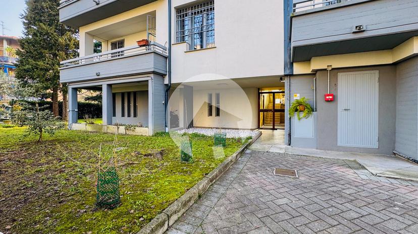 Appartamento in Via Rossena 18, Reggio nell'Emilia — foto 3 di 5