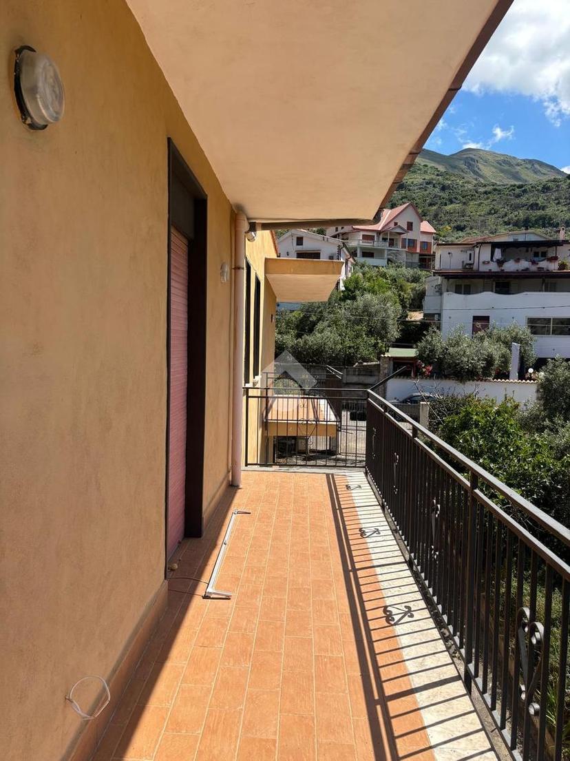 Trilocale in Via Ungaretti 15, Torretta — foto 2 di 5
