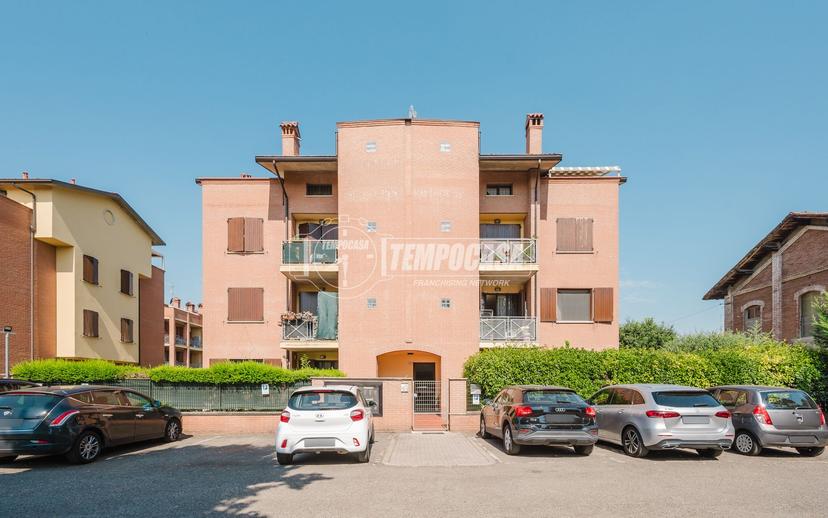 Trilocale in Via Lago di Garda 51, Castelfranco Emilia
