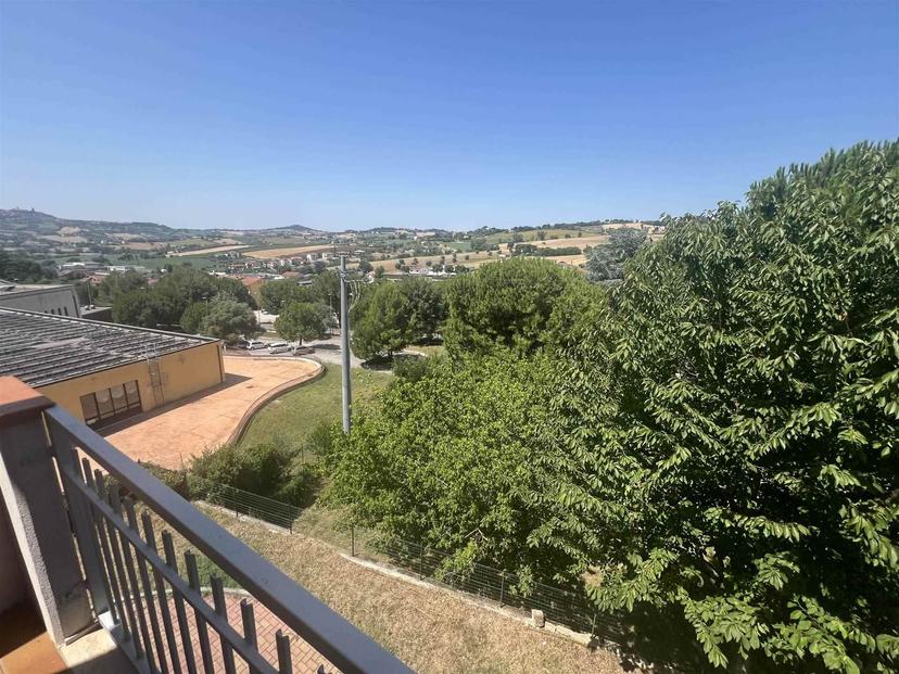 Trilocale, Sirolo — foto 3 di 5
