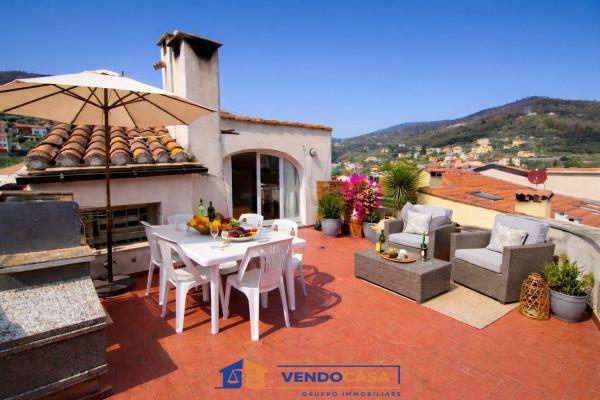 Appartamento in Via Chiesa, Calice Ligure — foto 4 di 5