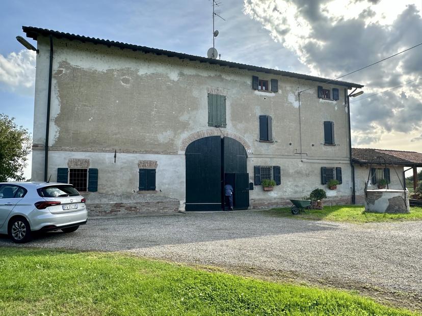 Casa indipendente in Via Fossa Ronchi 29, Correggio — foto 2 di 5