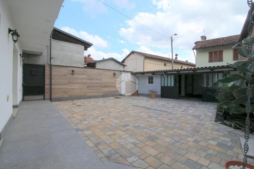 Casa indipendente in Via della Valle 25, Sanfrè — foto 2 di 5
