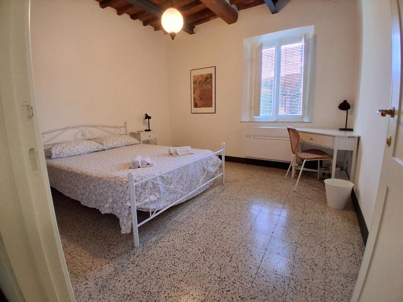 Casa indipendente in Via della Bordogna, Lucca — foto 2 di 5