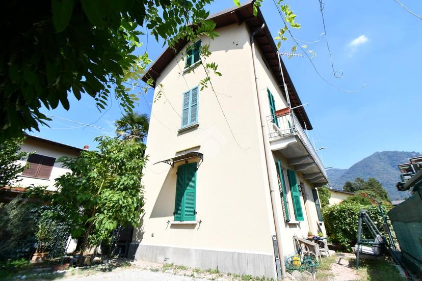 Villa in Via Cinque Giornate 43, Cernobbio