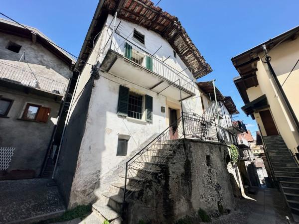 Terratetto unifamiliare in Via Provinciale 51, Domaso