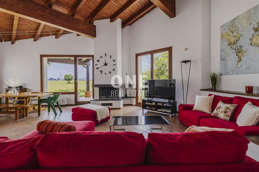 Villa in Via Dossena, Usmate Velate — foto 2 di 5