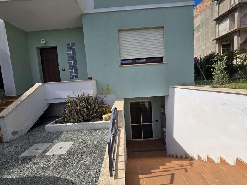 Villa a schiera in Via Iuzzolino 37, Sellia Marina