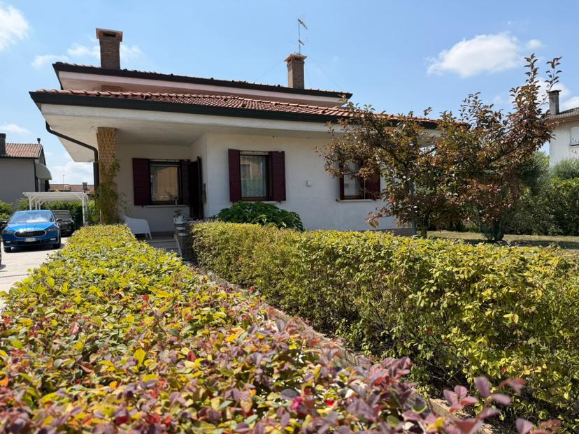 Casa indipendente in Via Firenze, Salzano — foto 4 di 5