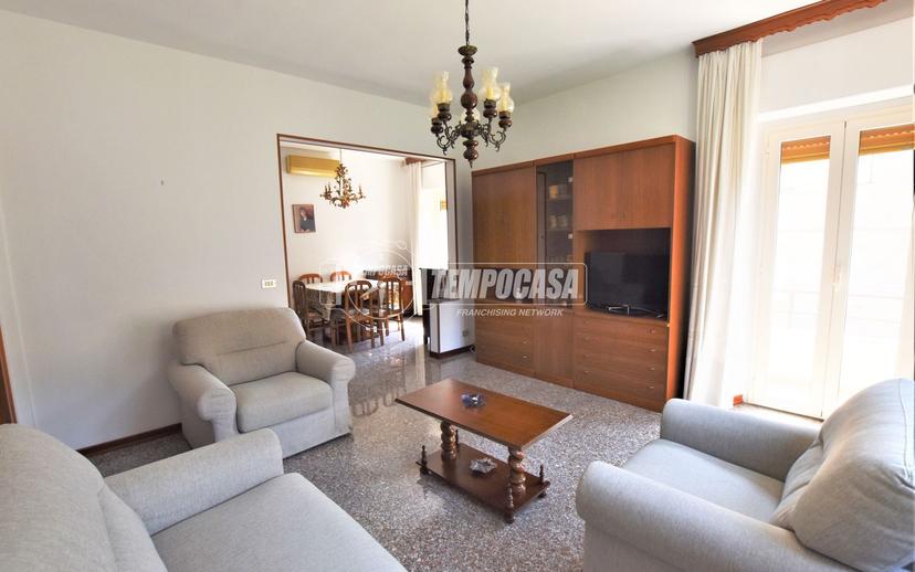 Trilocale in Corso Giuseppe Garibaldi 217, Porto San Giorgio — foto 3 di 5