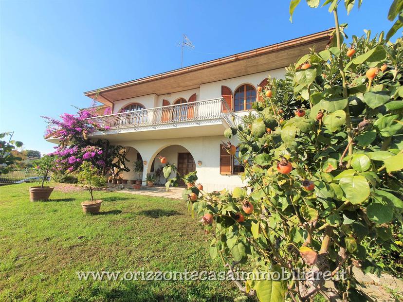 Villa in Via Palazzi 28, Spinetoli — foto 2 di 5