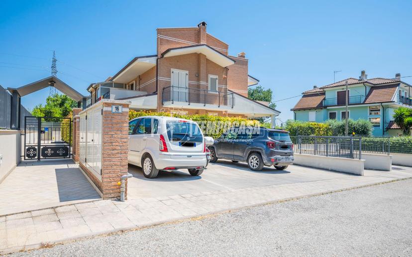 Trilocale in Via Asti 16, San Benedetto del Tronto
