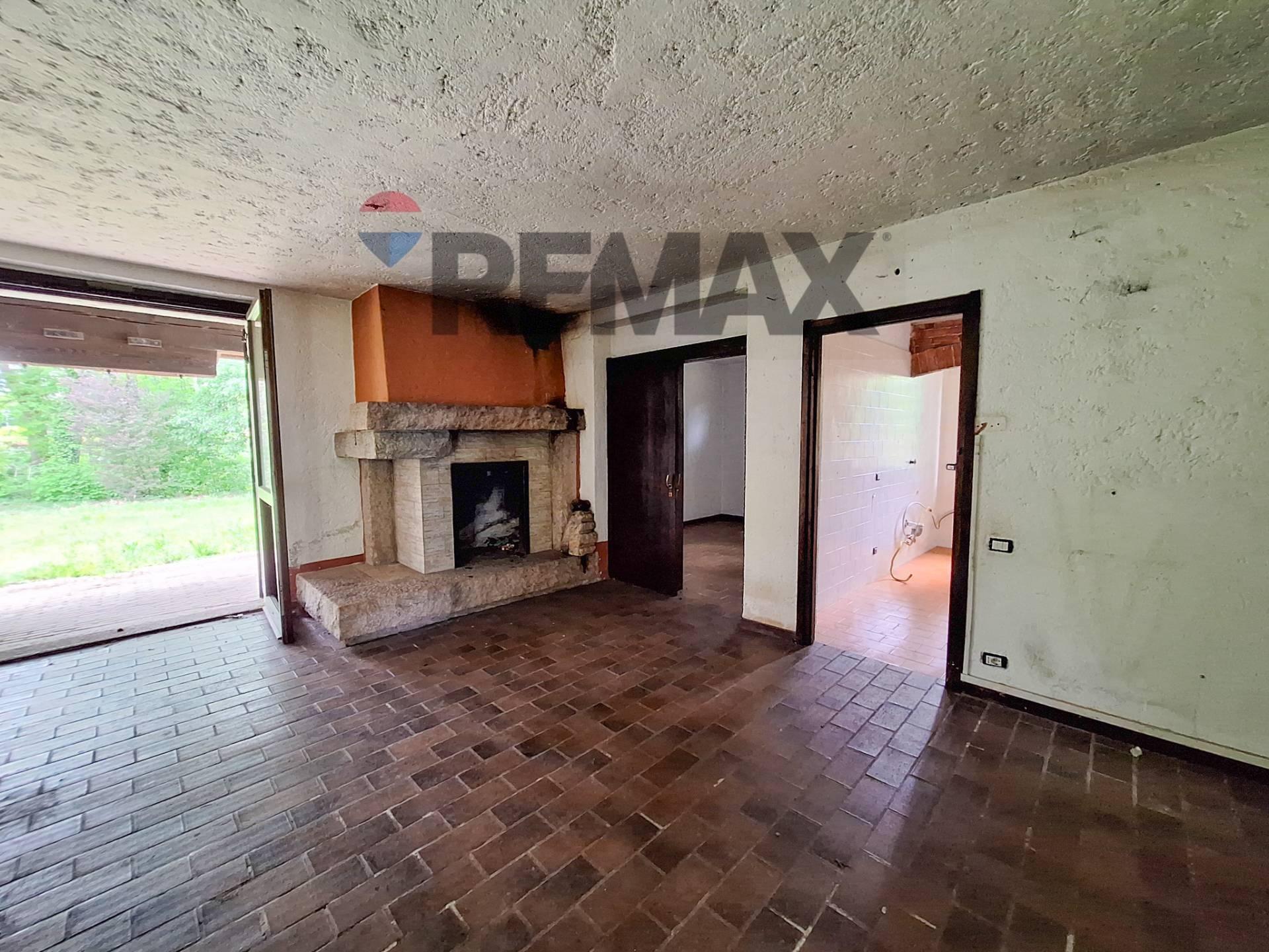 Bilocale in Via alle Valli 7, Locate Varesino