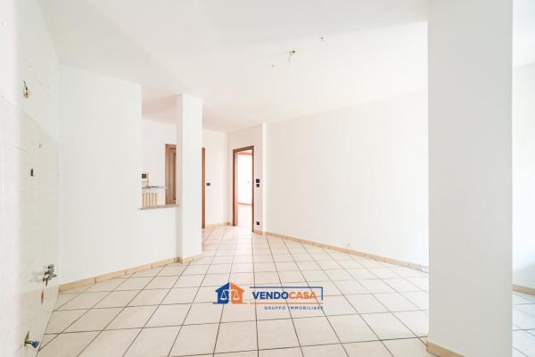 Trilocale in Via Costanzo Rinaudo 18, Busca — foto 3 di 5