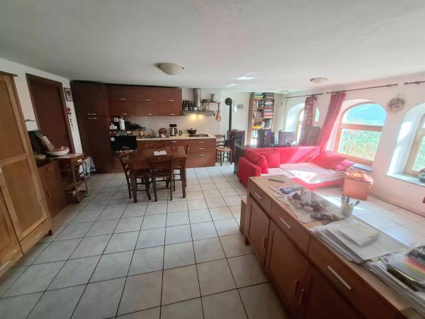 Villa plurifamiliare in Frazione Devin 3, Montjovet — foto 4 di 5
