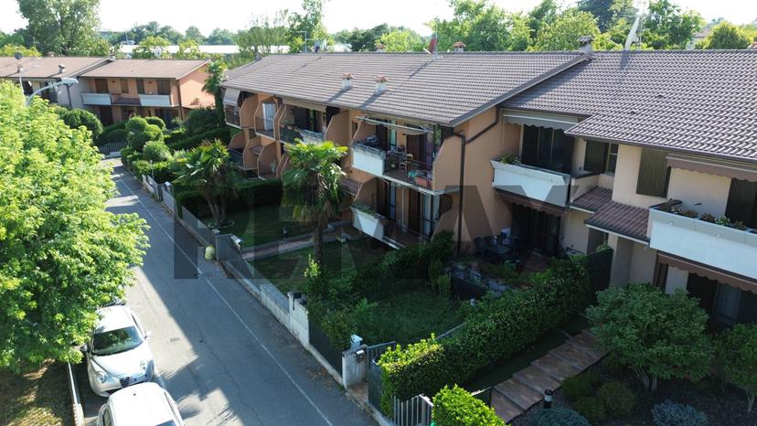 Trilocale in Via Pietro Mascagni 4/C, Chignolo d'Isola — foto 2 di 5