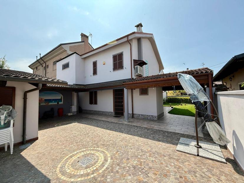 Villa in Via Tagliata 39, Alessandria — foto 2 di 5