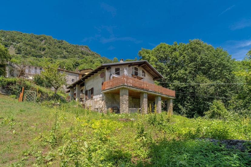Baita in Via Provinciale Crissolo, Oncino