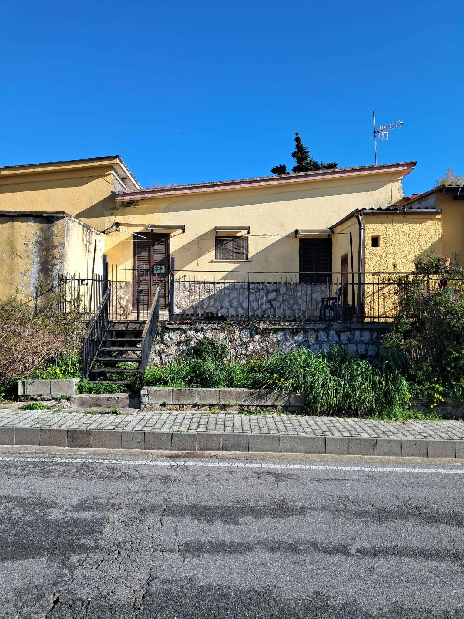 Casa indipendente, Francolise