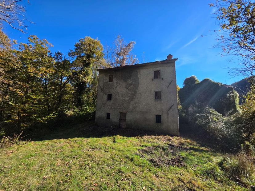 Rustico in Castagnola, Vagli Sotto — foto 2 di 5