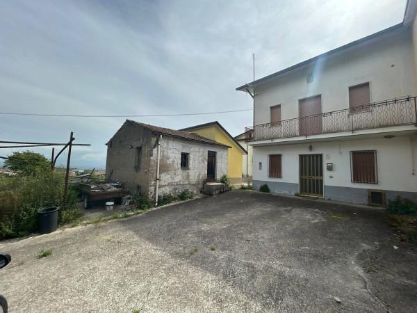 Villa in Via Cesare Battisti 1, San Nazzaro