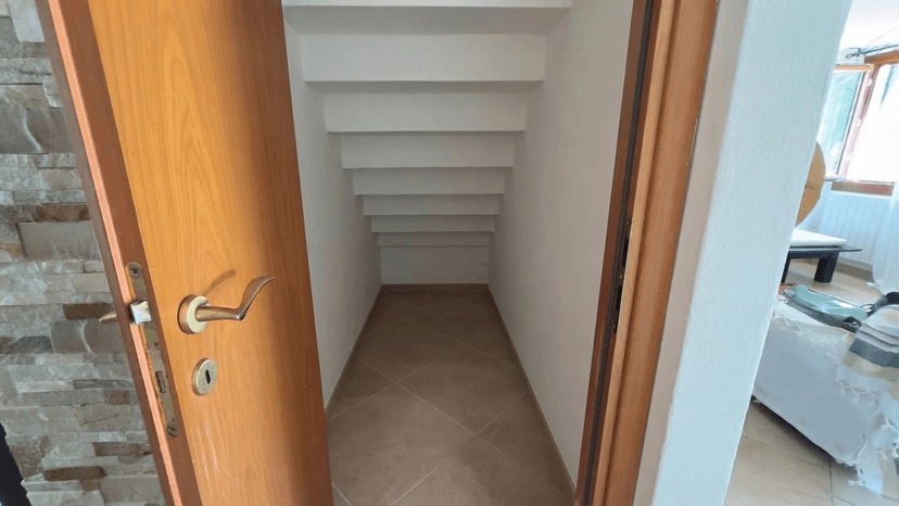 Casa indipendente in Via Padre Giacomo 160, Sant'Urbano — foto 4 di 5
