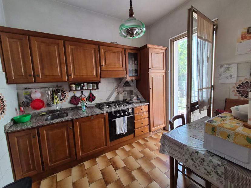 Appartamento in Via Sarzanese, Lucca