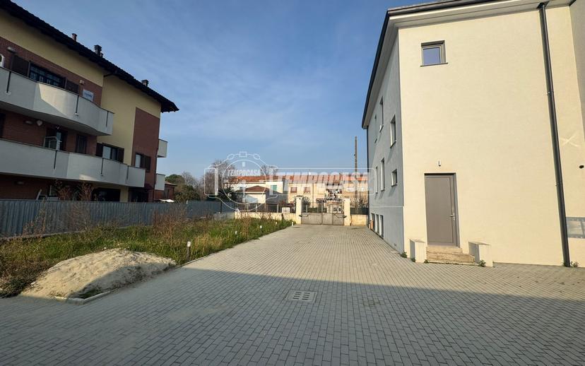 Quadrilocale in Via Ottorino Respighi 7/7bis, Seveso