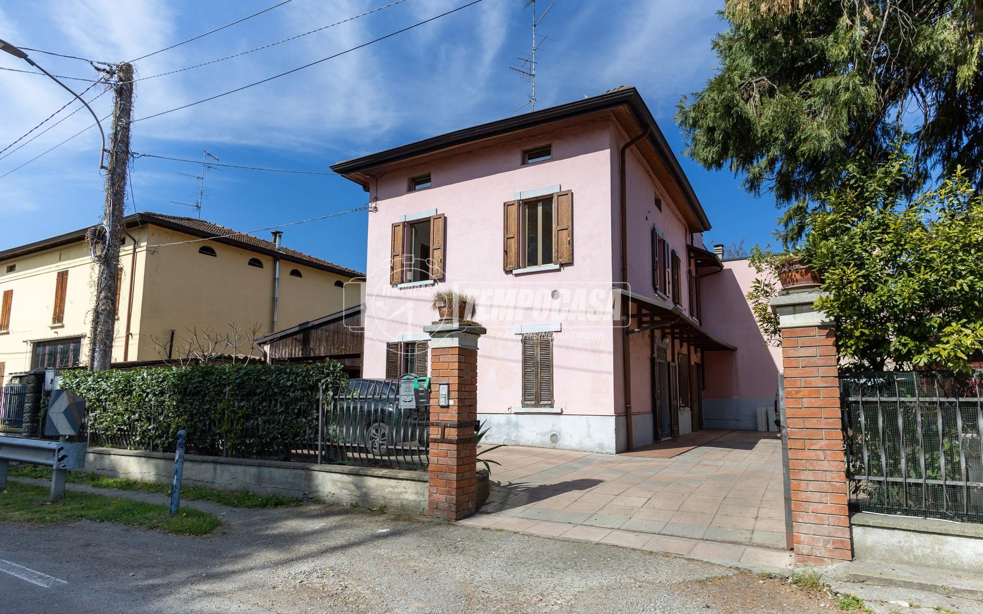 Bilocale in Strada San Polo, Montecchio Emilia