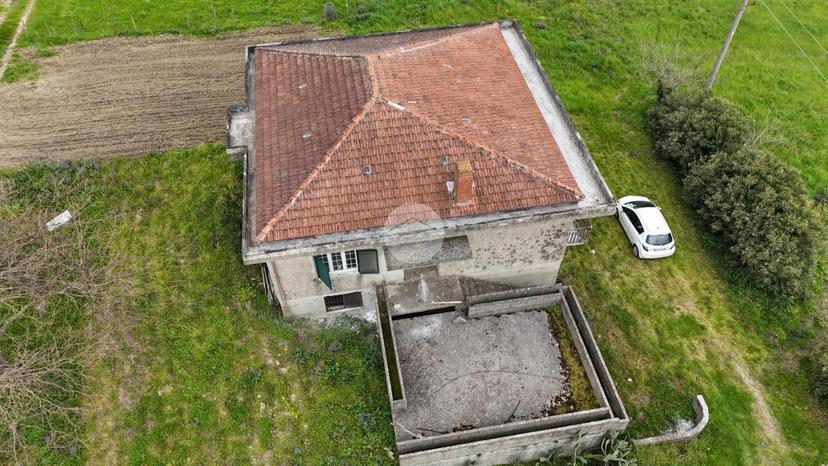 Villa, Montesarchio — foto 5 di 5