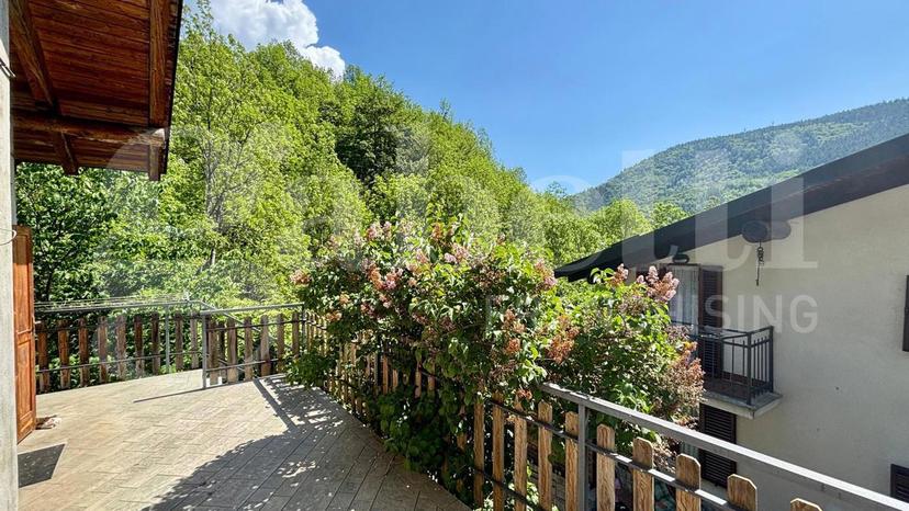 Baita in Borgata Campoforano, Salza di Pinerolo — foto 3 di 5
