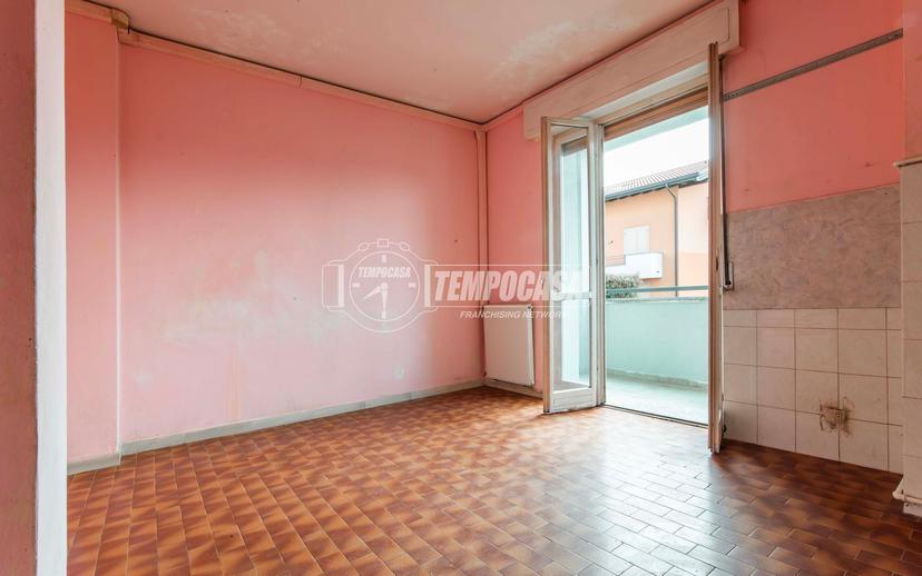 Trilocale in Via Cervino 25, Gorla Maggiore — foto 3 di 5
