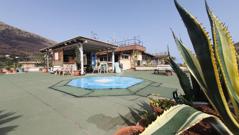 Appartamento in Via Partanna Mondello 31, Palermo
