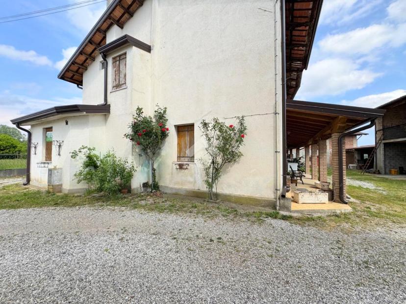 Villa in Località Casali di Belgrado 5, Varmo — foto 5 di 5