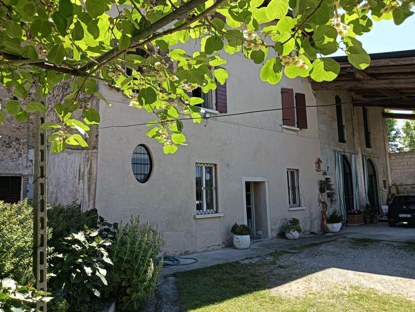 Rustico in Strada Sale  15, Monzambano