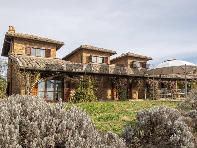 Villa in Campo Rotondo Snc, Capranica — foto 5 di 5