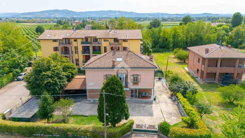 Casa indipendente in Via a. Frank, Reggio nell'Emilia — foto 4 di 5