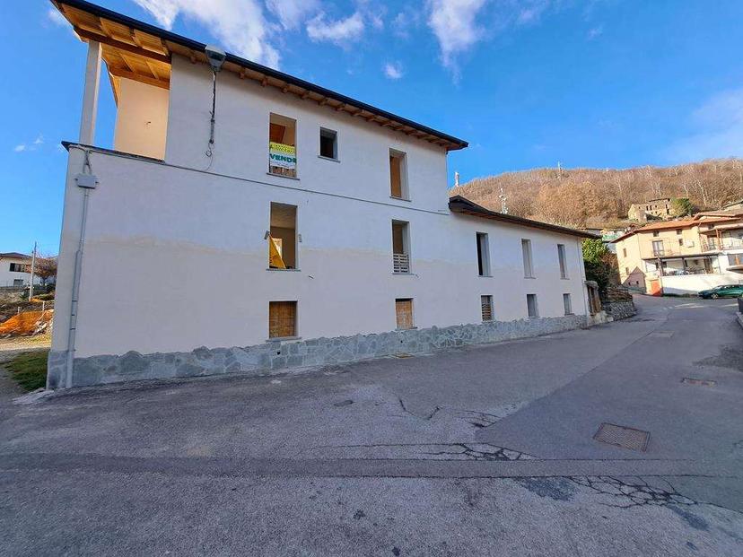 Bilocale in Brenzio, Gravedona ed Uniti — foto 2 di 5