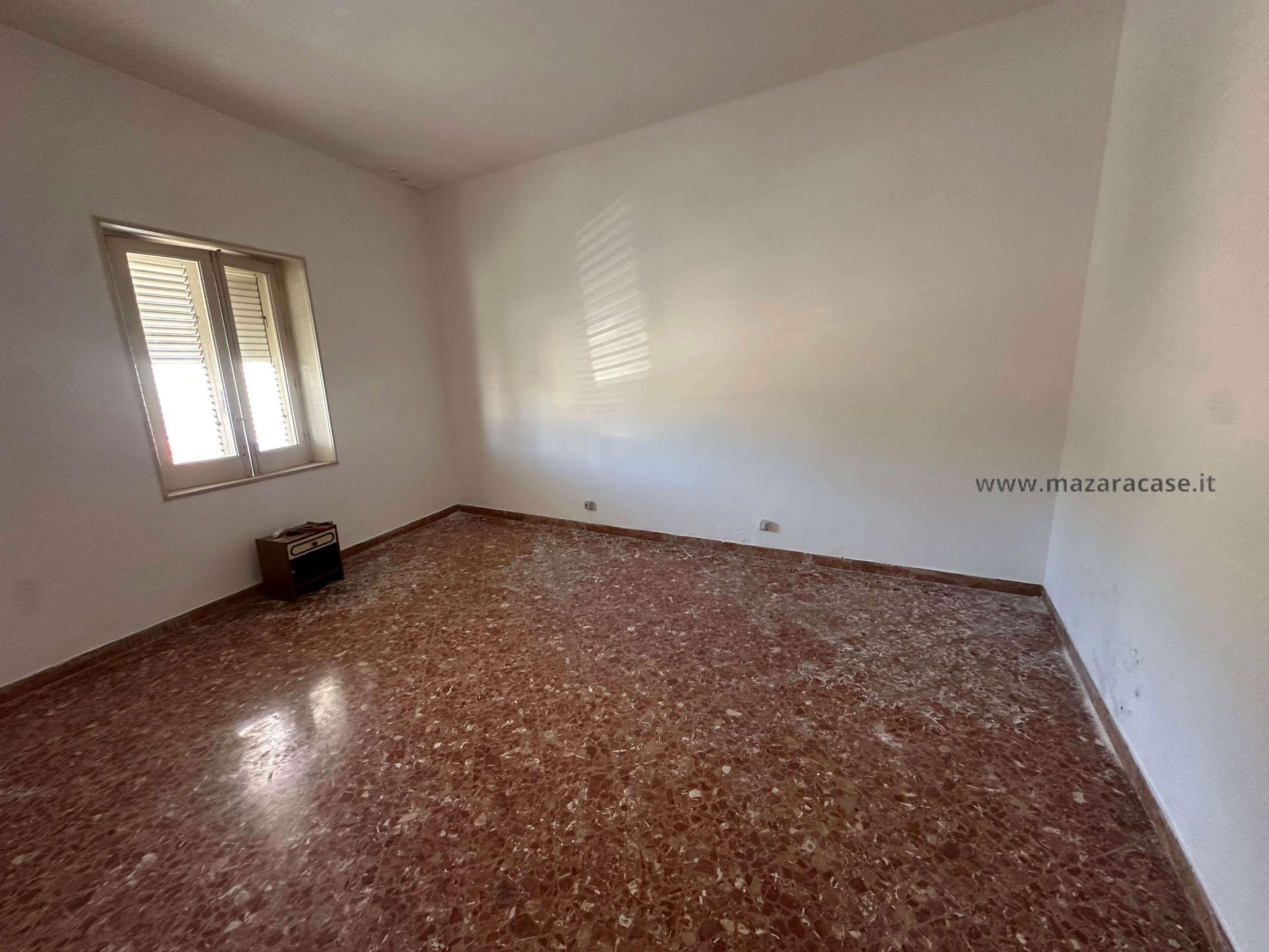 Casa indipendente in Via Bessarione, Mazara del Vallo