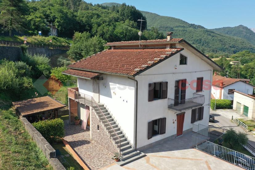 Villa in Via Vandelli 2, Camporgiano — foto 4 di 5