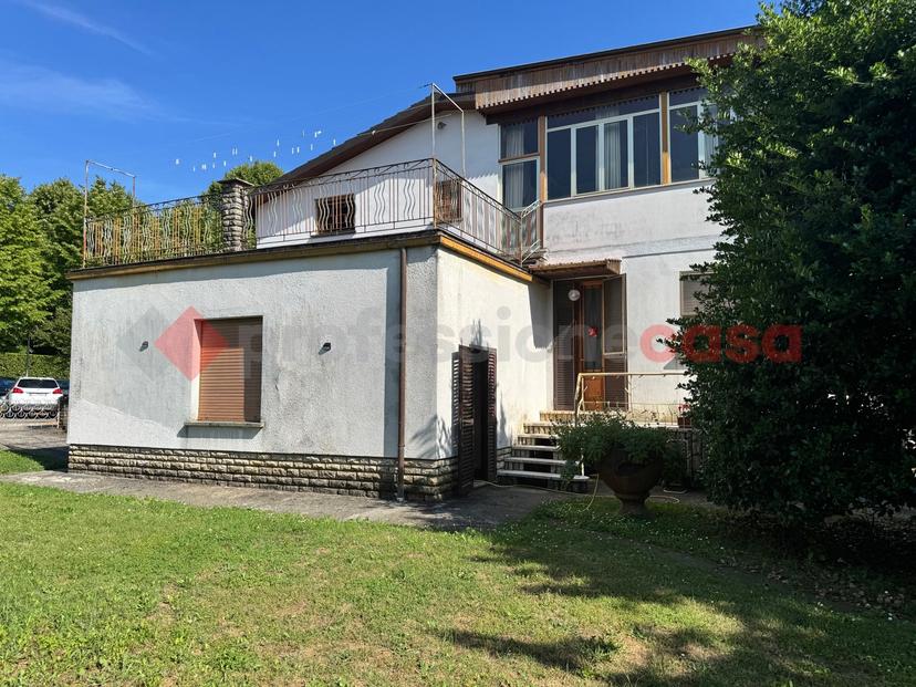 Villa in Via Roma 38, Barga — foto 3 di 5