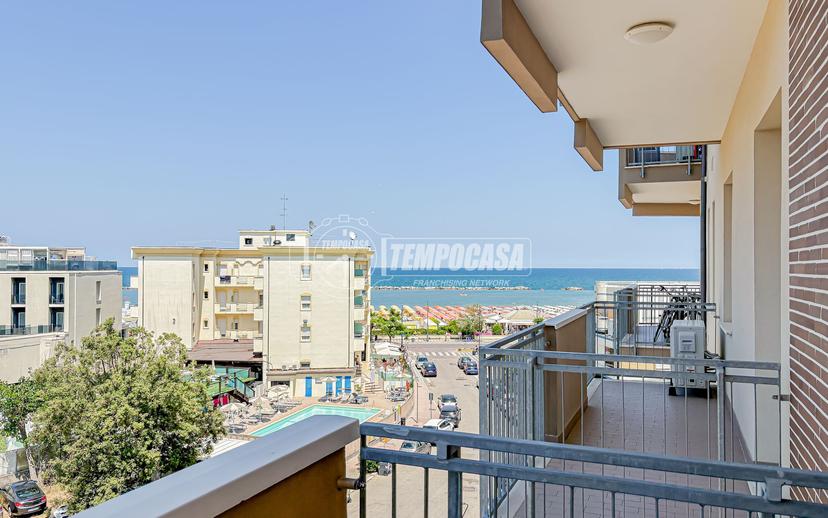 Trilocale in Viale Raffaello Sanzio 56, Cesenatico — foto 2 di 5