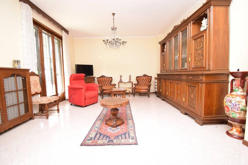 Casa indipendente in Via Salvo d'Acquisto 77, Salsomaggiore Terme — foto 4 di 5