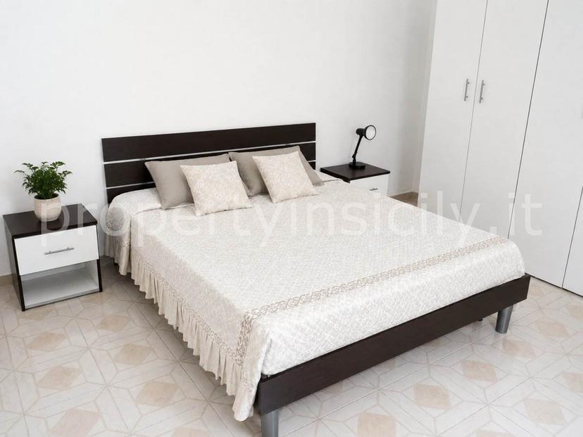 Casa indipendente in Via delle Begonie, Siracusa