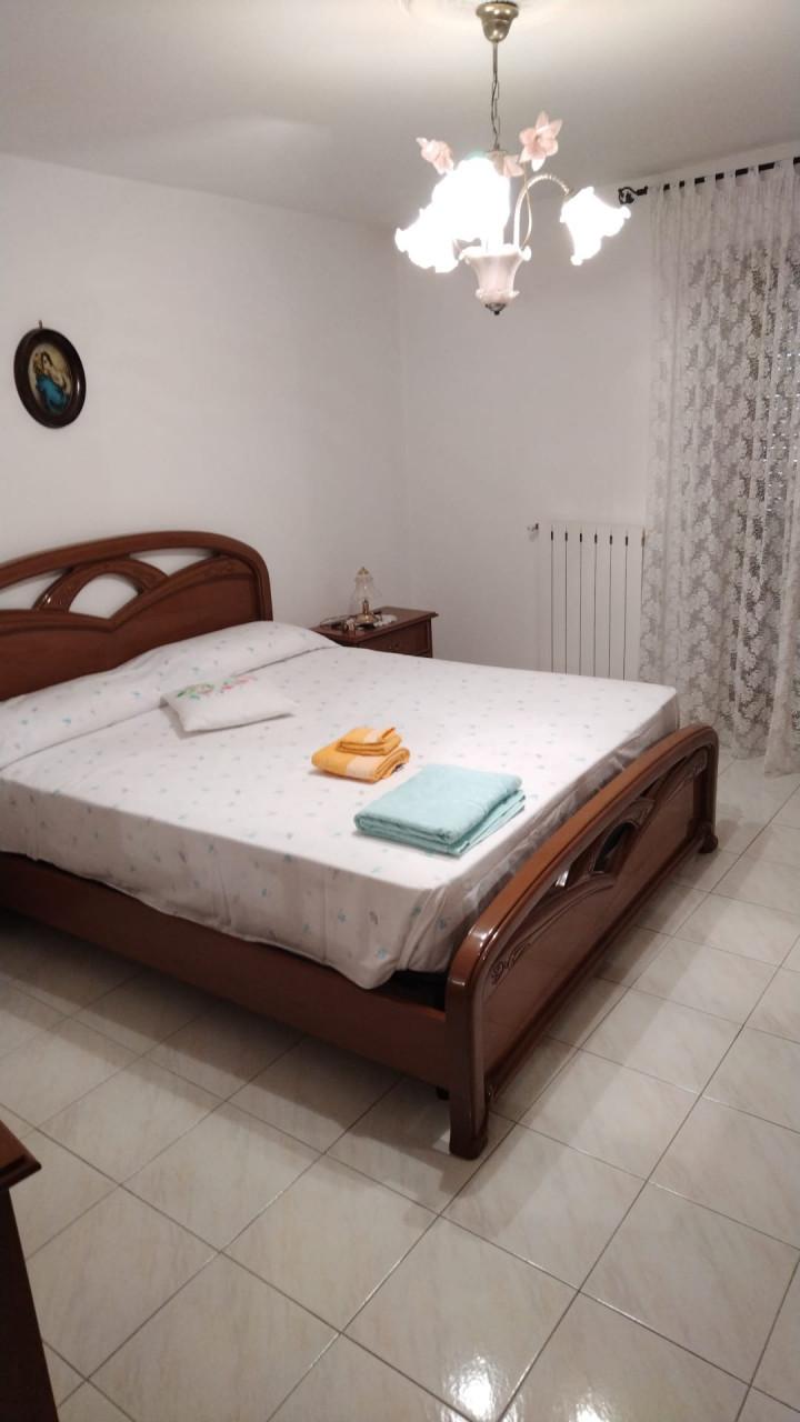 Casa indipendente in Via Cavour, Davoli