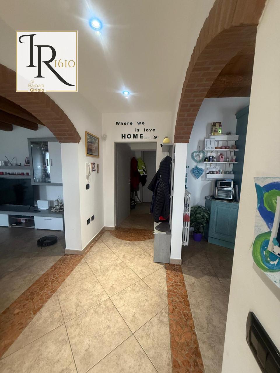 Casa indipendente, Castelbaldo
