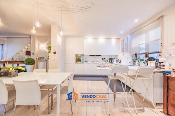 Villa in Strada Cravere 45b, Pocapaglia