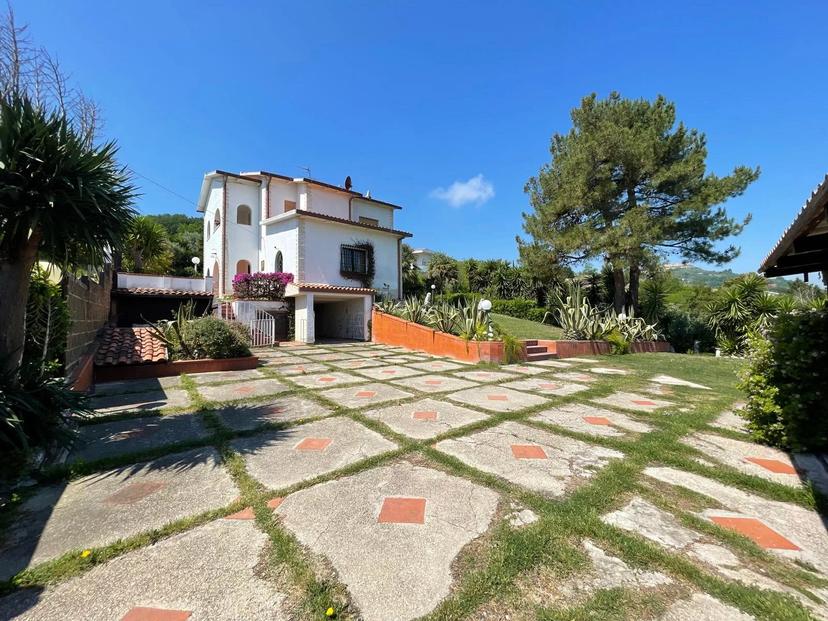 Villa, Silvi — foto 3 di 5