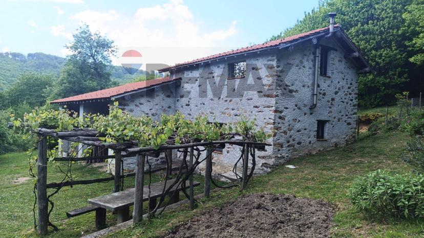 Rustico in Località Fobè, Bormida — foto 3 di 5